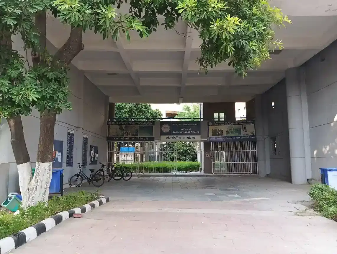 DTU Academic Building photo 9